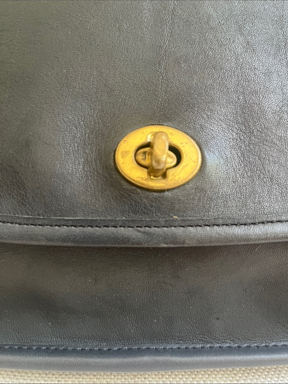 Coach Vintage NYC City Bag 9790 Black Leather Shoulder Bag EUC - Picture 12 of 14